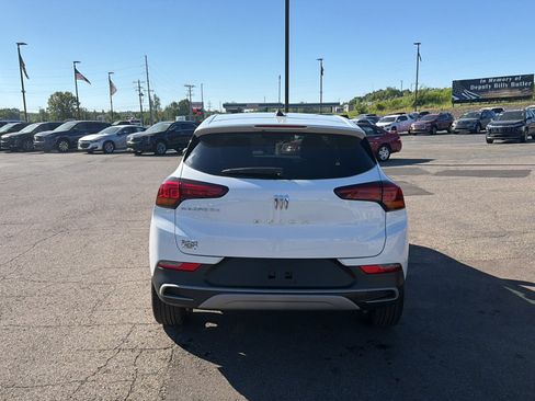 Used 2024 Buick Encore GX Preferred FWD image 5