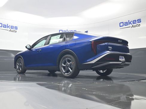 New 2026 Kia K4 FWD image 40