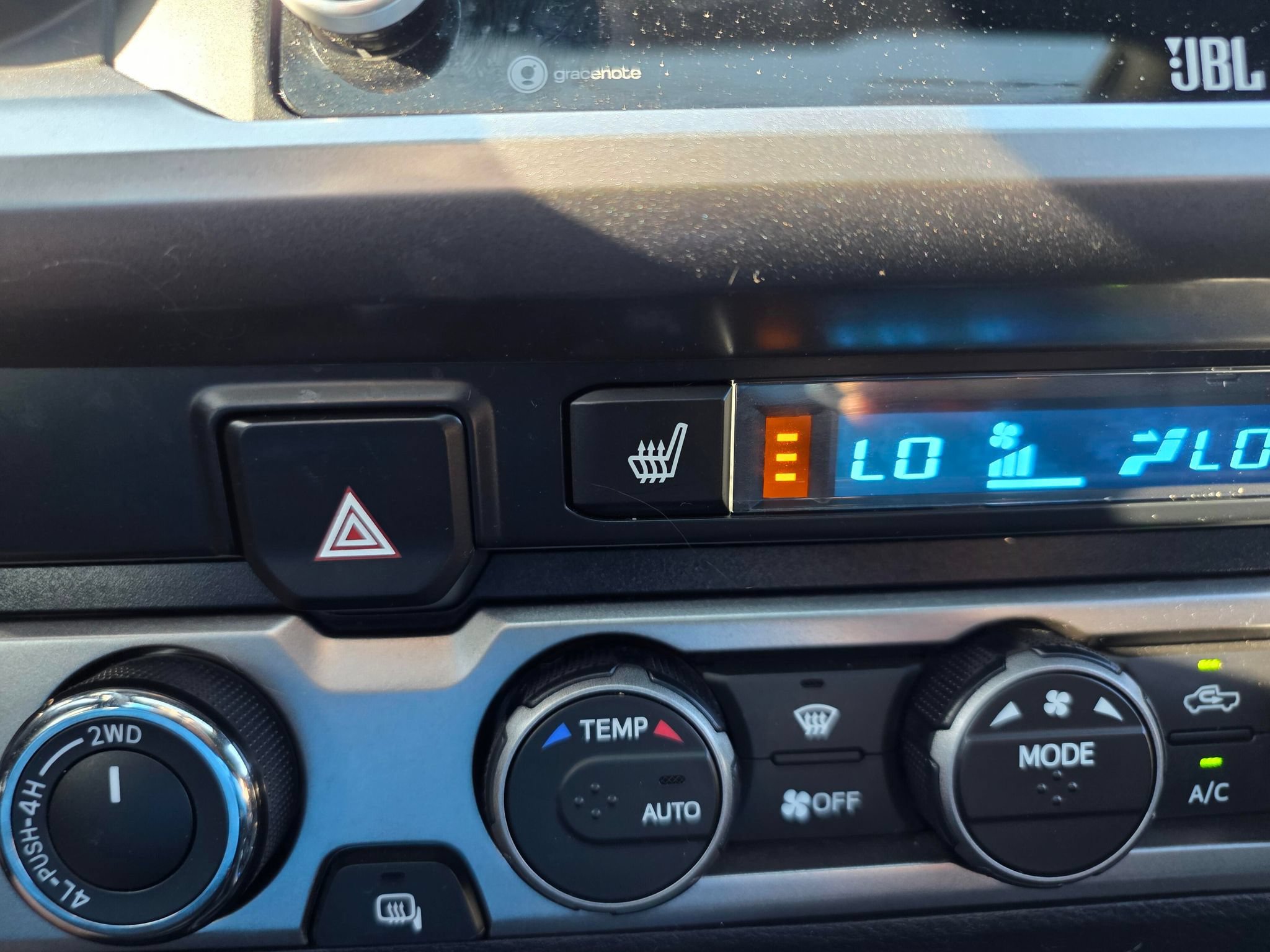Used 2021 Toyota Tacoma Limited w/ Blackout Package (TMS) AWD/4WD image 16