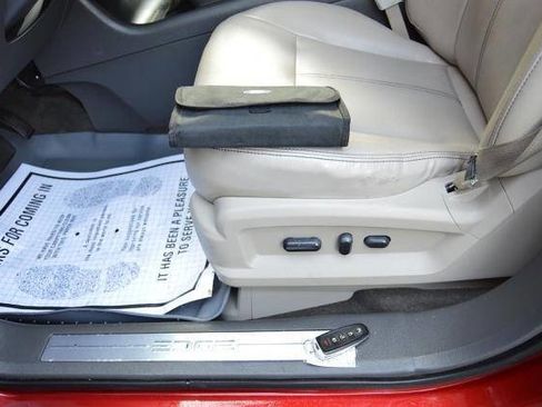 Used 2013 Ford Edge Limited image 33