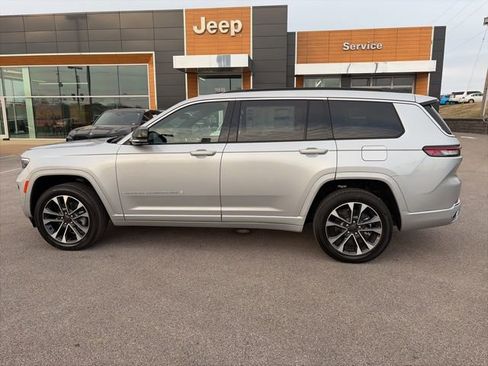 New 2025 Jeep Grand Cherokee L Overland w/ Advanced Protech Group III image 7
