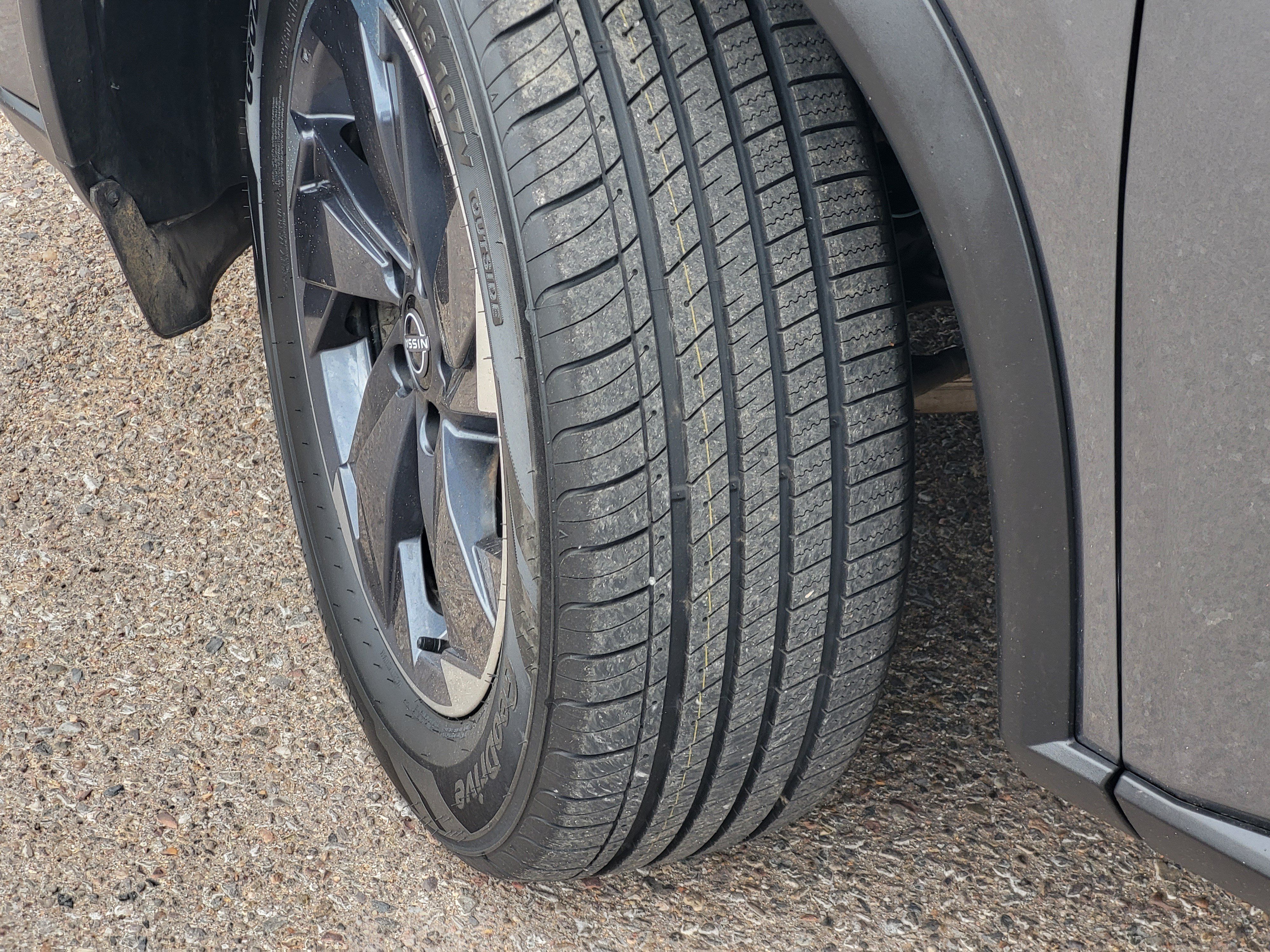 Certified 2024 Nissan Rogue SV FWD image 10