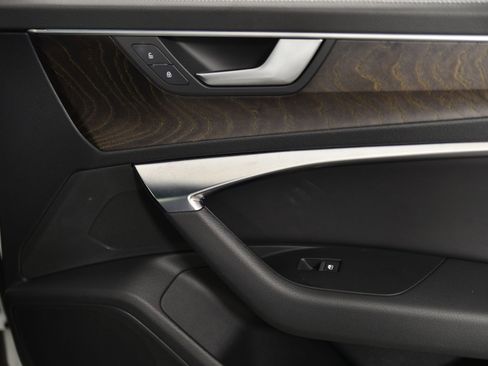 Used 2023 Audi A6 2.0T Premium w/ Convenience Package image 9