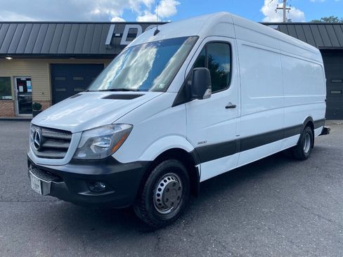 Used 2014 Mercedes-Benz Sprinter 3500 image 1
