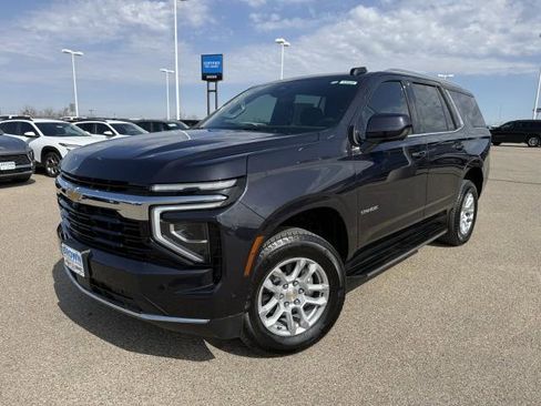 New 2026 Chevrolet Tahoe LS image 3