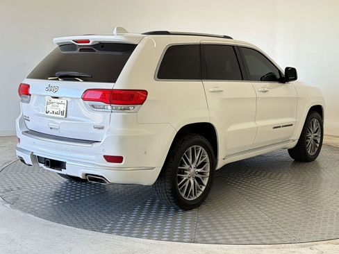 Used 2017 Jeep Grand Cherokee Summit w/ Platinum Series Group AWD/4WD image 9