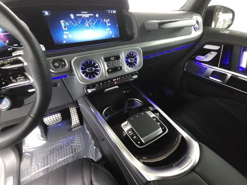 Used 2025 Mercedes-Benz G 63 AMG 4MATIC image 15