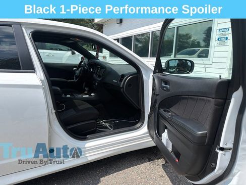 Used 2023 Dodge Charger R/T w/ Blacktop Package RWD image 13
