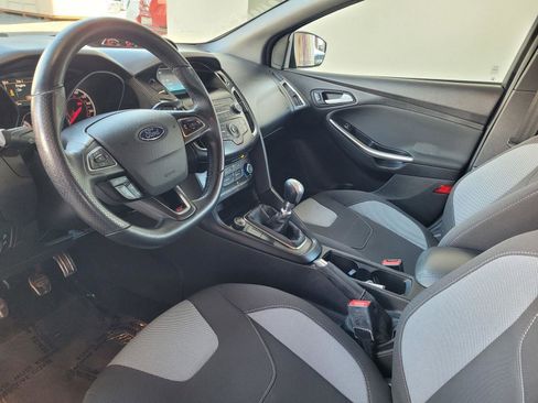 Used 2018 Ford Focus ST image 12