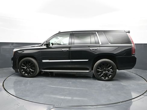 Used 2020 Cadillac Escalade Luxury AWD/4WD image 8