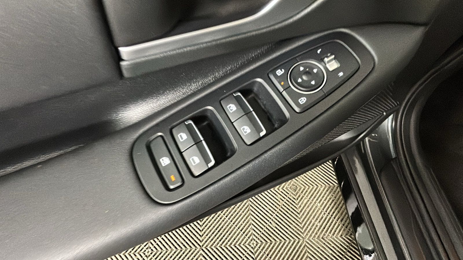 Used 2026 Hyundai Sonata SEL FWD image 11