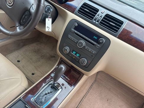 Used 2011 Buick Lucerne CXL FWD image 9