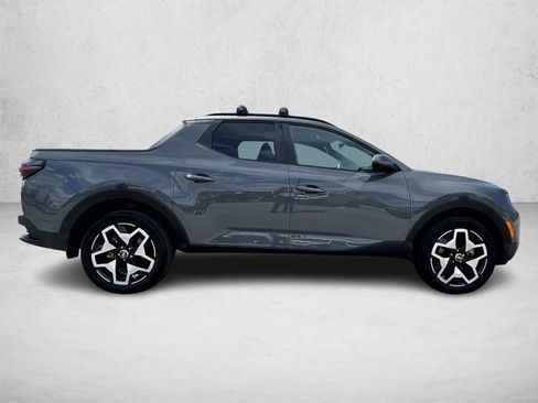 Used 2023 Hyundai Santa Cruz Limited w/ Winter Package image 5