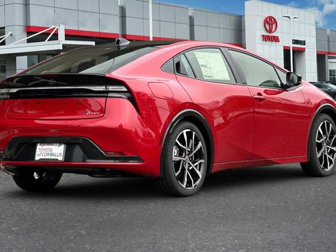 New 2026 Toyota Prius Plug-In Hybrid image 5