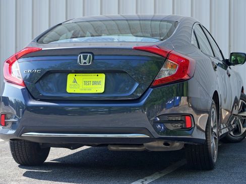 Used 2020 Honda Civic LX image 4