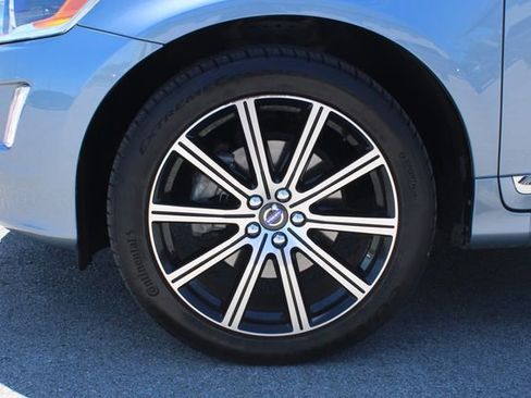 Used 2017 Volvo XC60 T6 Inscription w/ Climate Package AWD/4WD image 33