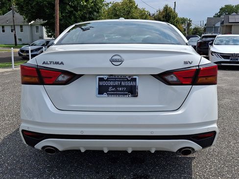 Certified 2024 Nissan Altima 2.5 SV w/ SV Premium Package FWD image 5