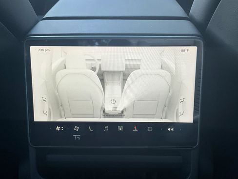 Used 2025 Tesla Model 3 RWD image 18