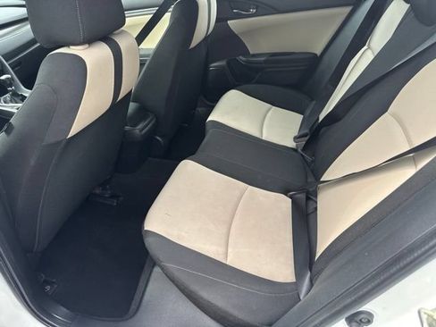 Used 2018 Honda Civic Sport image 11