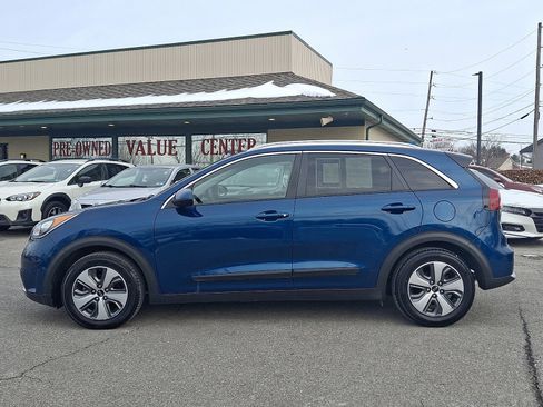 Used 2019 Kia Niro LX image 7
