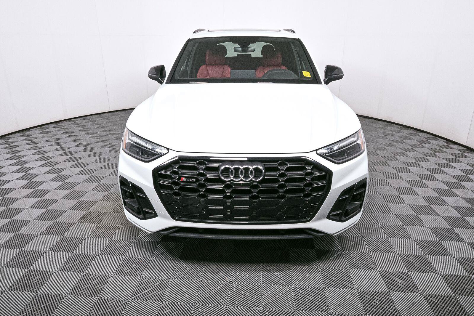 Used 2024 Audi SQ5 Premium Plus AWD/4WD image 37