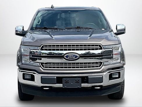 Used 2019 Ford F150 Lariat w/ Equipment Group 502A Luxury AWD/4WD image 4