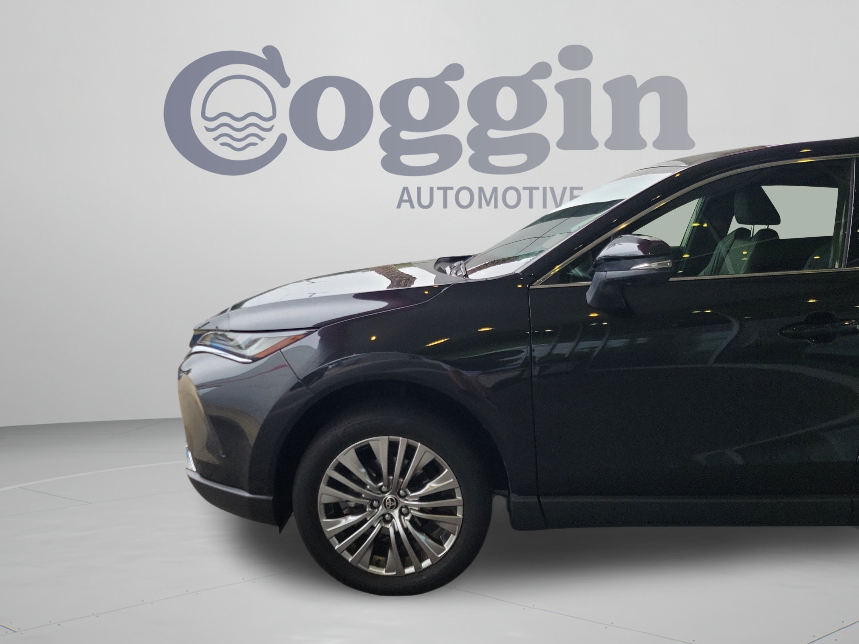 Used 2022 Toyota Venza Limited w/ Advanced Technology Package AWD/4WD image 35