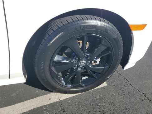 Certified 2023 Honda Odyssey Sport image 7