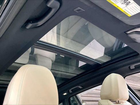 Used 2024 BMW X3 sDrive30i w/ M Sport Package image 13