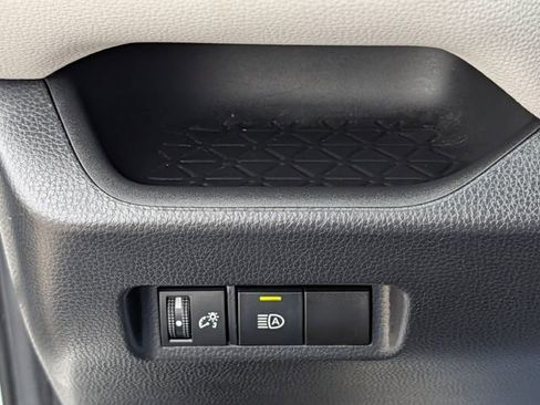 Used 2023 Toyota RAV4 XLE image 22