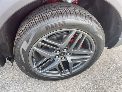 New 2026 Ford Explorer ST-Line w/ ST-Line Street Pack image 17