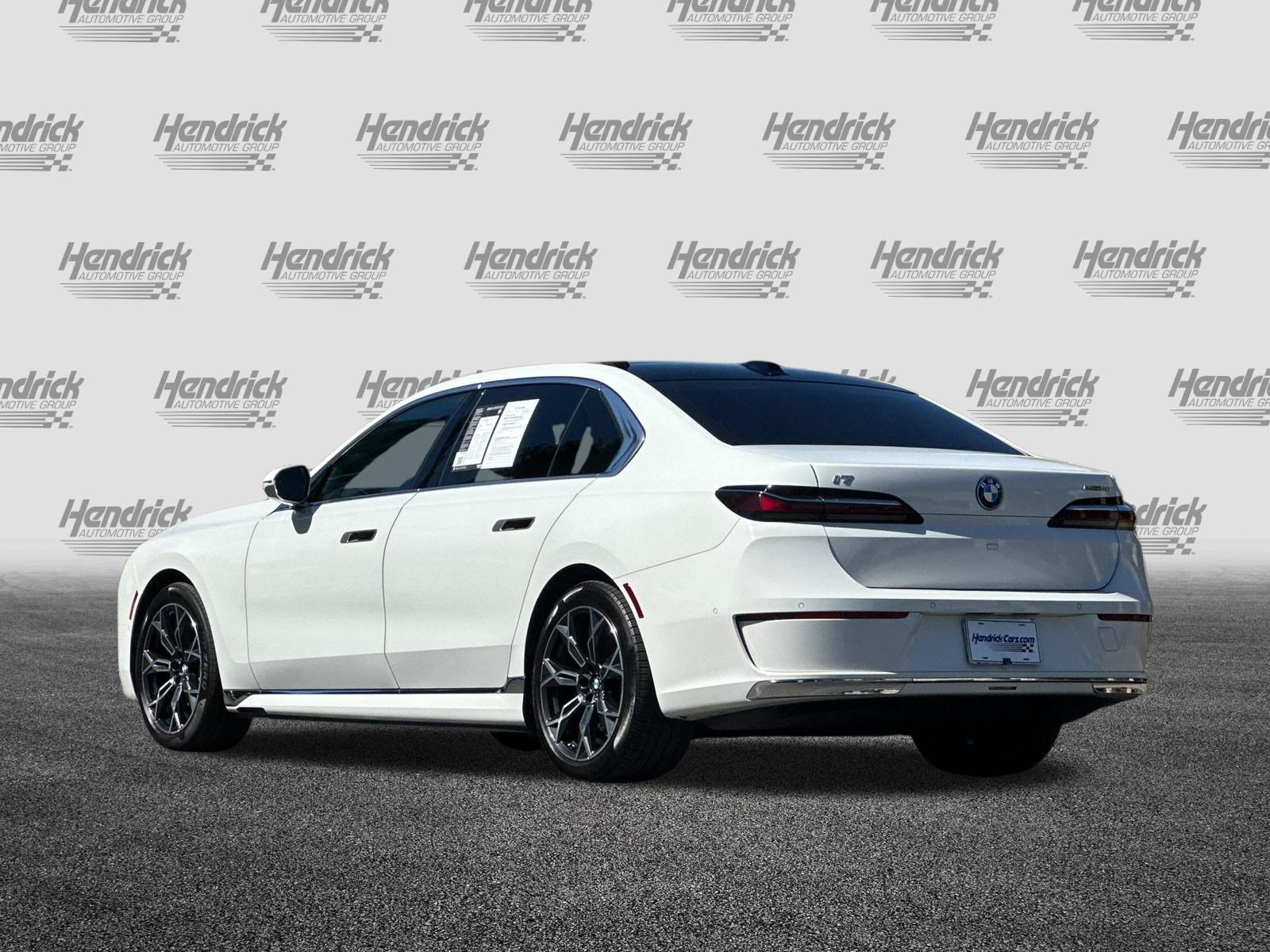 Certified 2024 BMW i7 xDrive60 RWD image 7