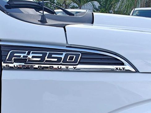Used 2015 Ford F350 XLT w/ XLT Value Package AWD/4WD image 27