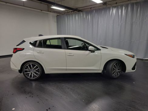 Used 2024 Subaru Impreza 2.0i Sport AWD/4WD image 9