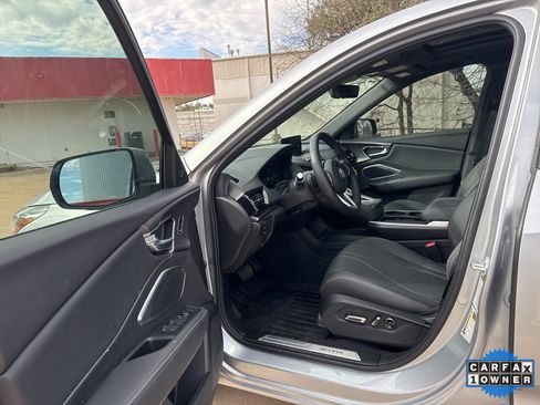 Certified 2025 Acura RDX SH-AWD image 9