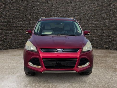 Used 2016 Ford Escape Titanium FWD image 4