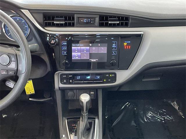 Certified 2018 Toyota Corolla LE w/ Carpet Mat Package (TMS) FWD image 23