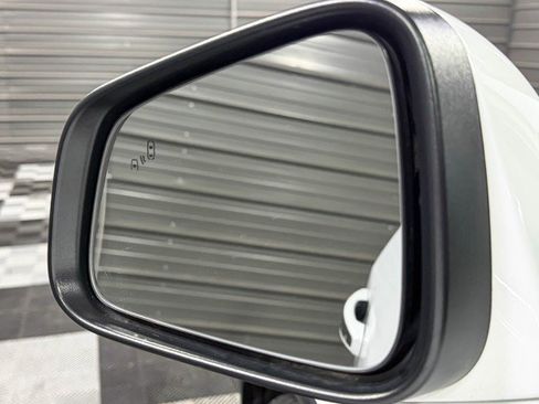 Used 2019 Buick Encore Preferred w/ Safety Package image 33