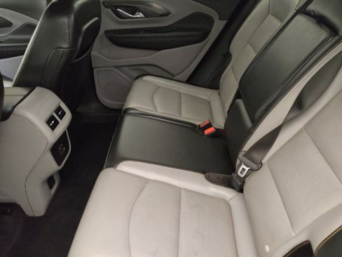 Used 2020 GMC Terrain SLT FWD image 18