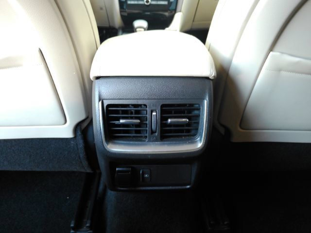 Used 2020 INFINITI QX50 Luxe w/ Navigation Package FWD image 27