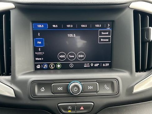 Used 2024 GMC Terrain SLE FWD image 20
