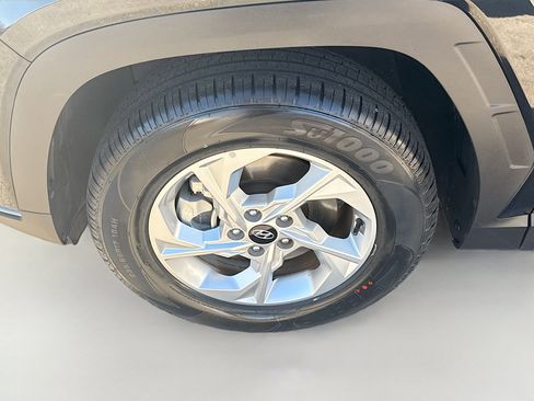 Used 2023 Hyundai Tucson SE image 33