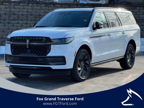 New 2026 Lincoln Navigator L Reserve w/ Jet Appearance Package image 1