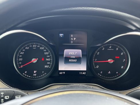 Used 2019 Mercedes-Benz GLC 300 4MATIC image 21