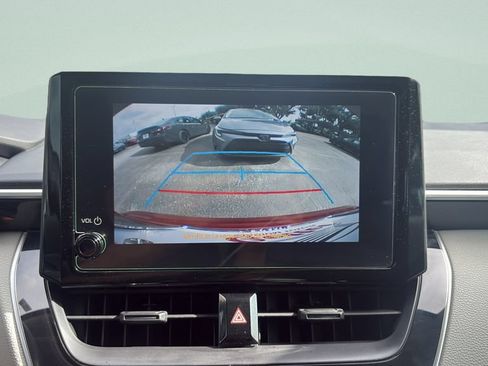Used 2024 Toyota Corolla LE FWD image 17
