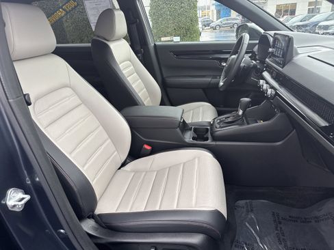 Used 2023 Honda CR-V Sport Touring image 17