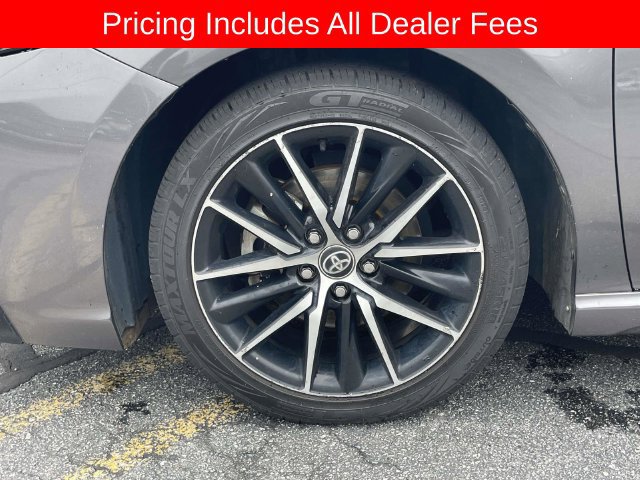 Used 2023 Toyota Camry SE FWD image 9