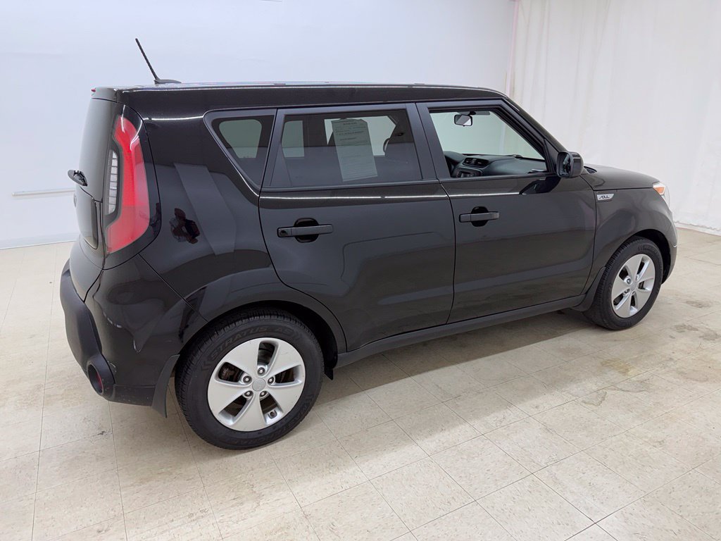 Used 2015 Kia Soul FWD image 6