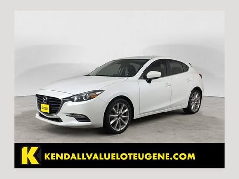 Used 2017 MAZDA MAZDA3 Touring FWD image 1