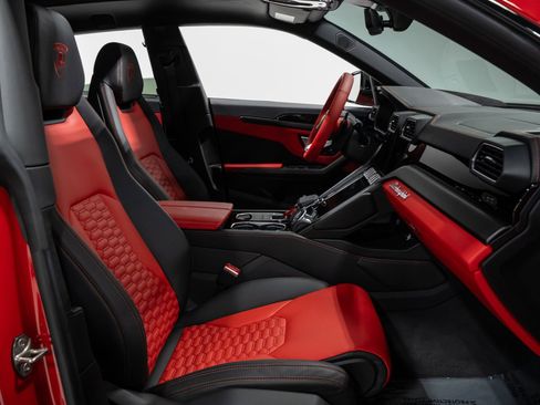 Used 2021 Lamborghini Urus AWD/4WD image 62